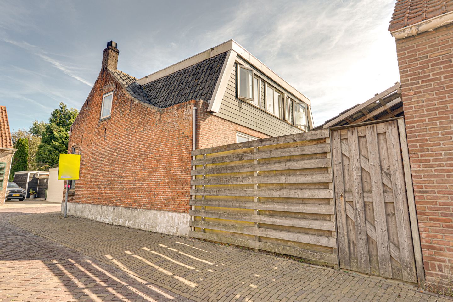 Foto 10 van van Tilburghstraat 18