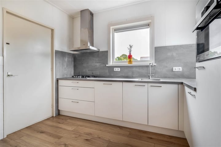 Foto 3 van Langeleegte 14