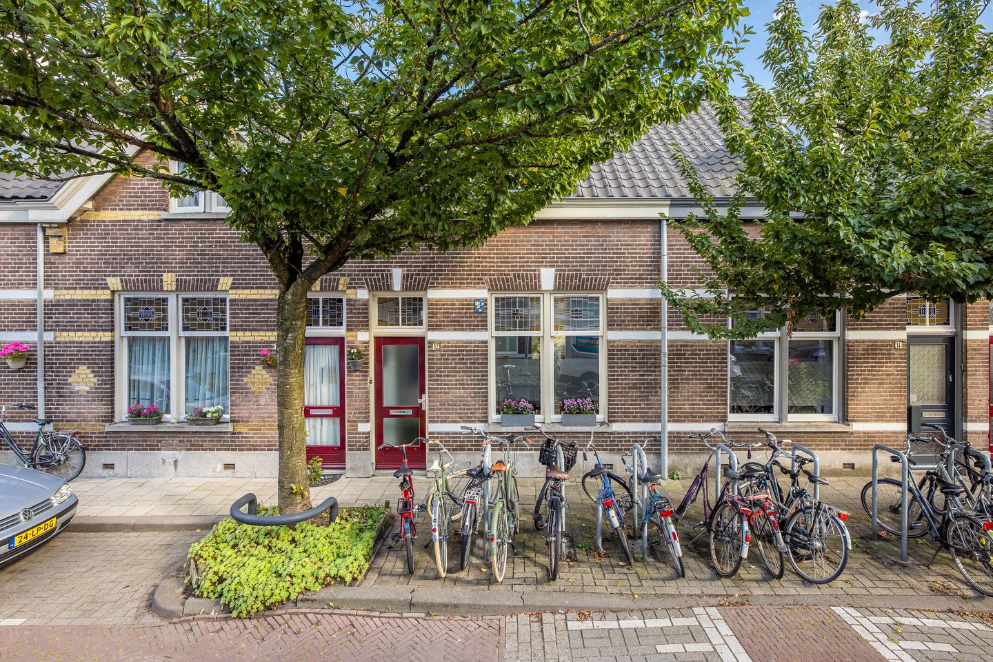 Photo 4 of Meidoornstraat 12