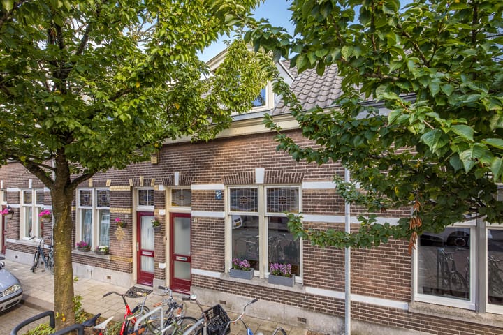 Photo 1 of Meidoornstraat 12