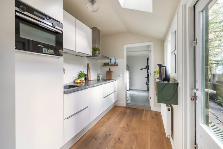 Photo 16 of Meidoornstraat 12