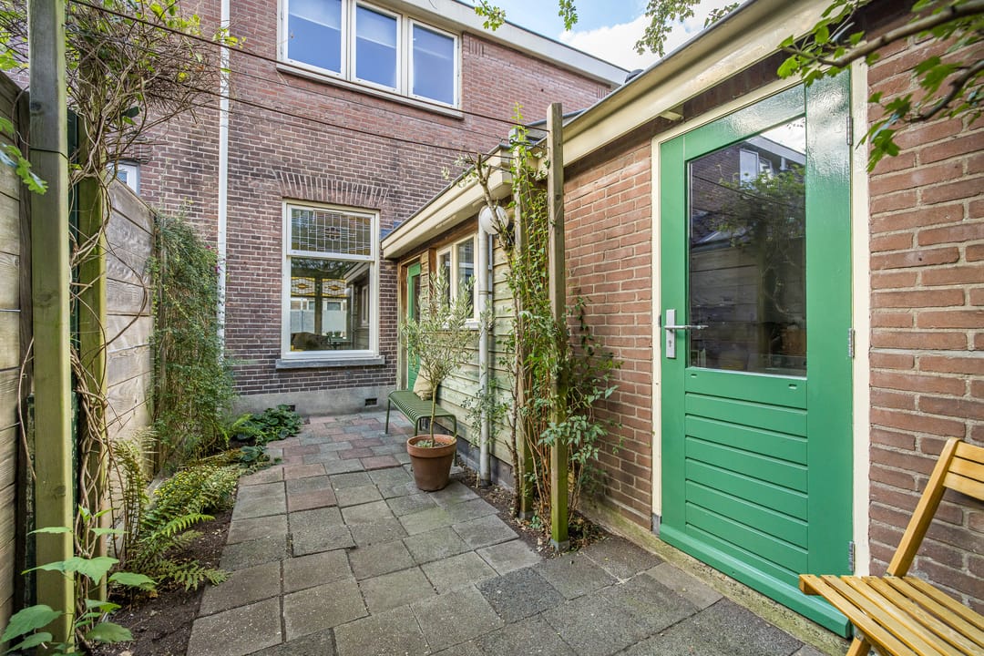 Photo 32 of Meidoornstraat 12