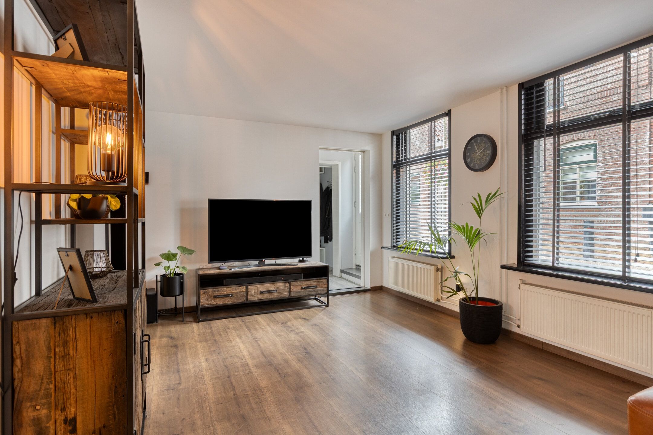 Photo 12 of Molendijk 24