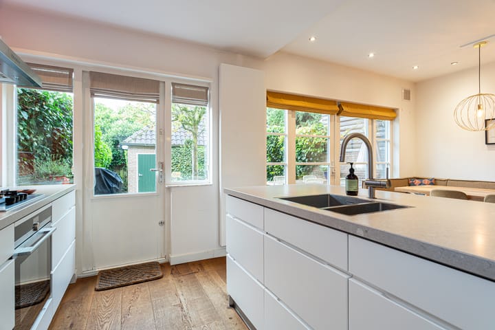 Photo 18 of Vermeerlaan 3