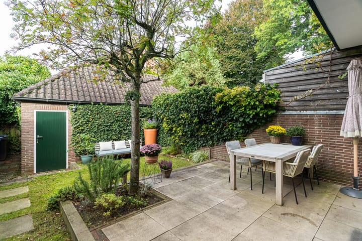 Photo 39 of Vermeerlaan 3