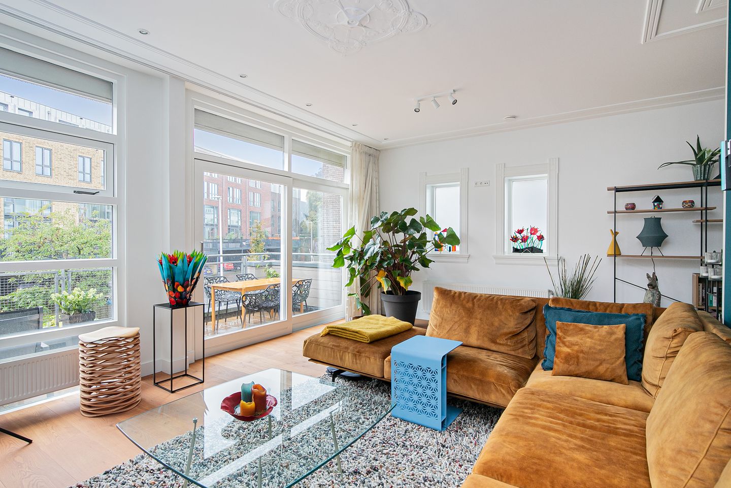 Photo 10 of Sweerts de Landasstraat 69-2