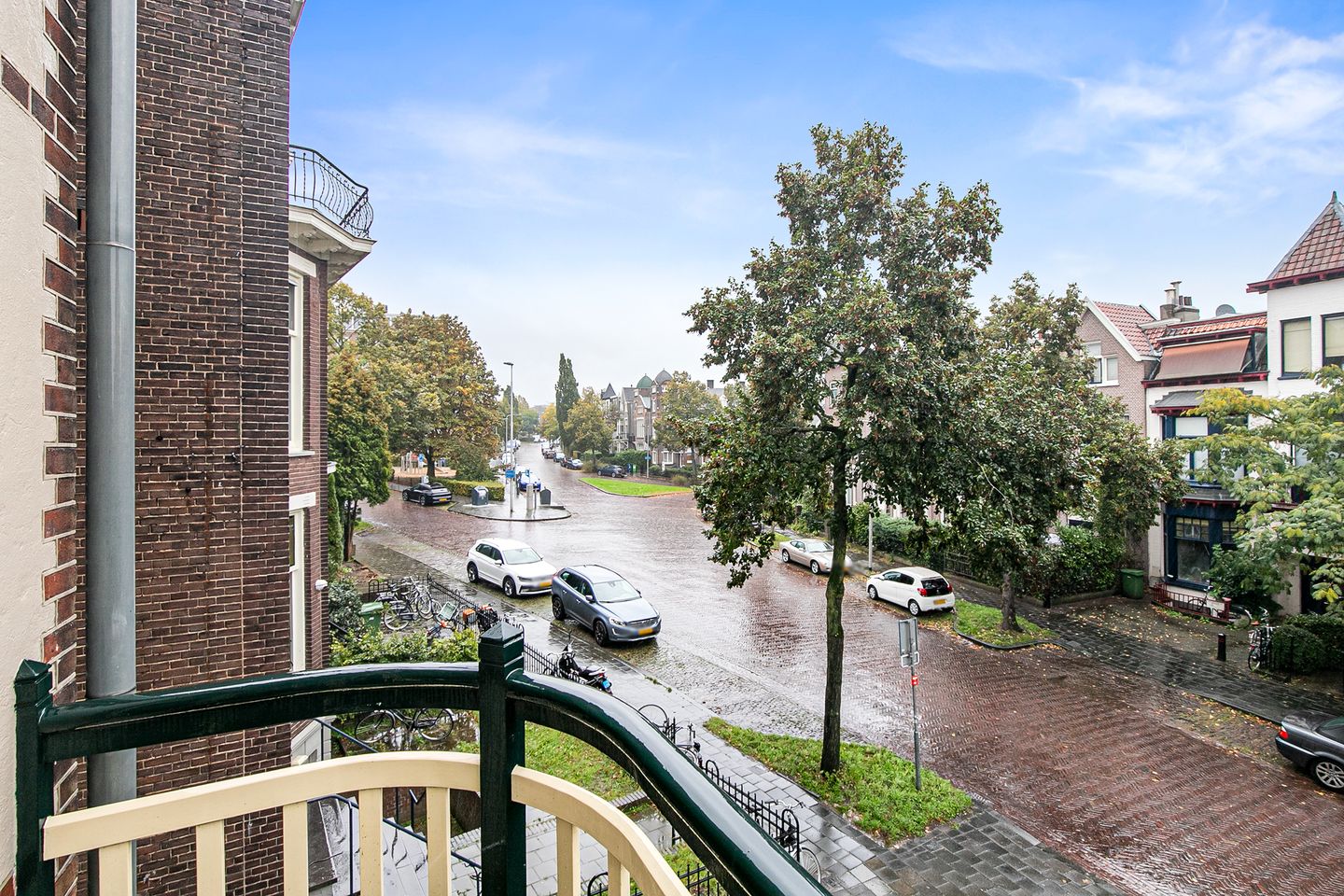 Photo 19 of Sweerts de Landasstraat 69-2