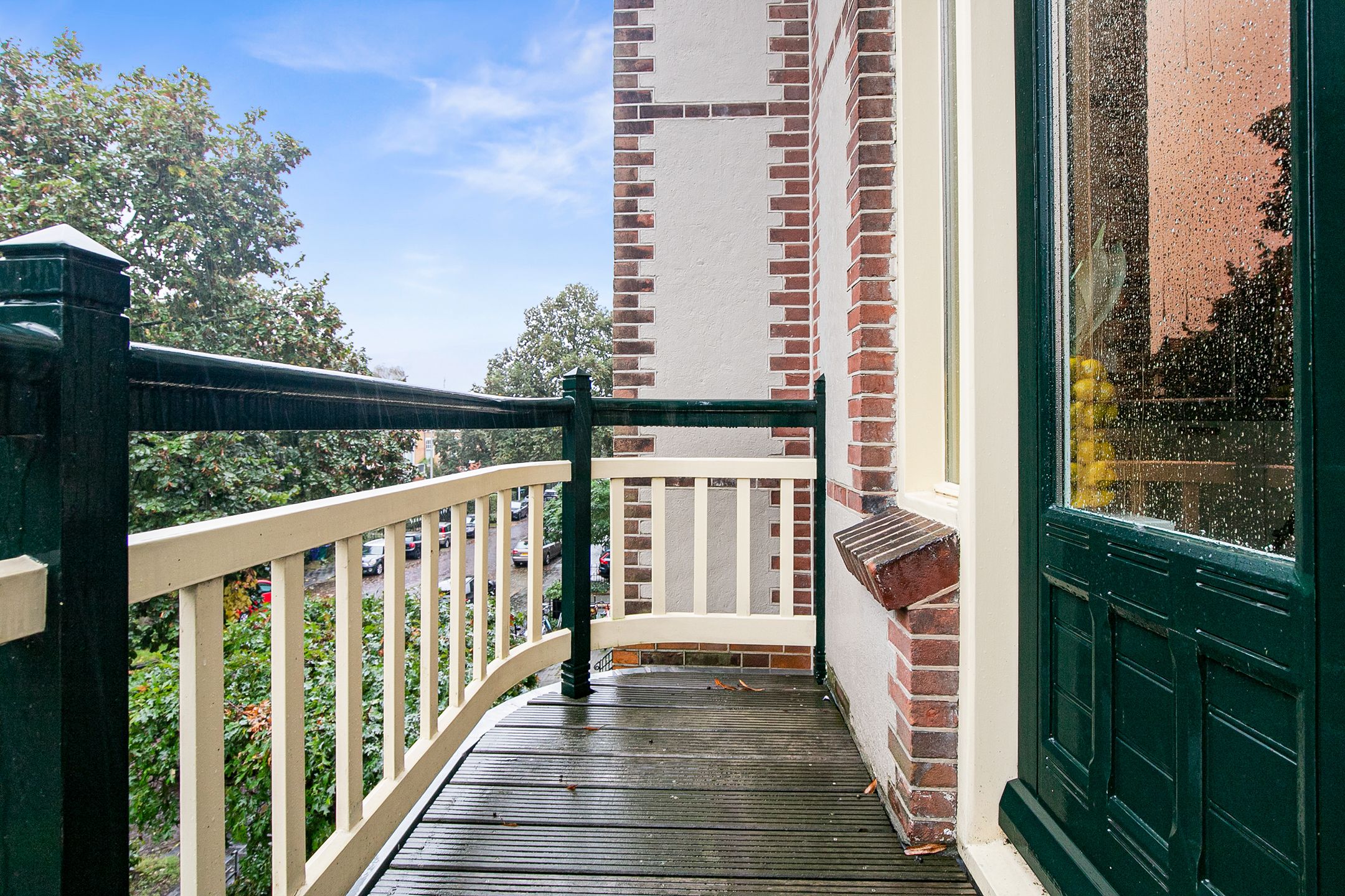 Photo 21 of Sweerts de Landasstraat 69-2