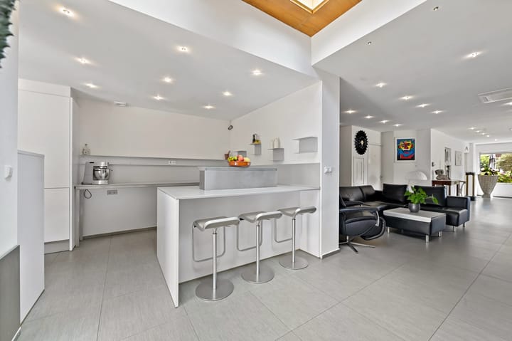 Foto 23 van Gevers Deynootweg 66