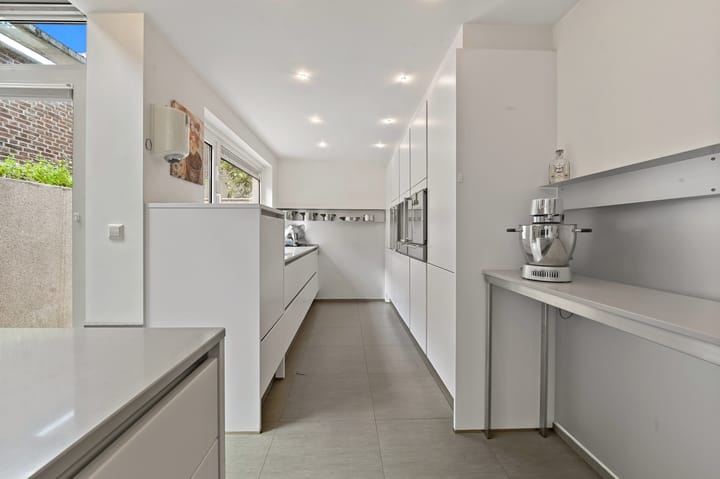 Foto 25 van Gevers Deynootweg 66