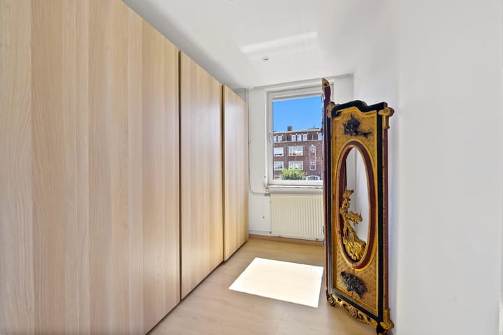 Foto 36 van Gevers Deynootweg 66