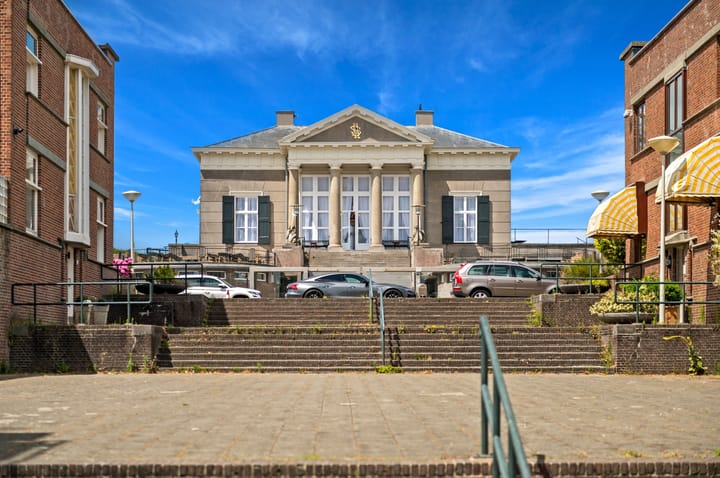 Foto 72 van Gevers Deynootweg 66