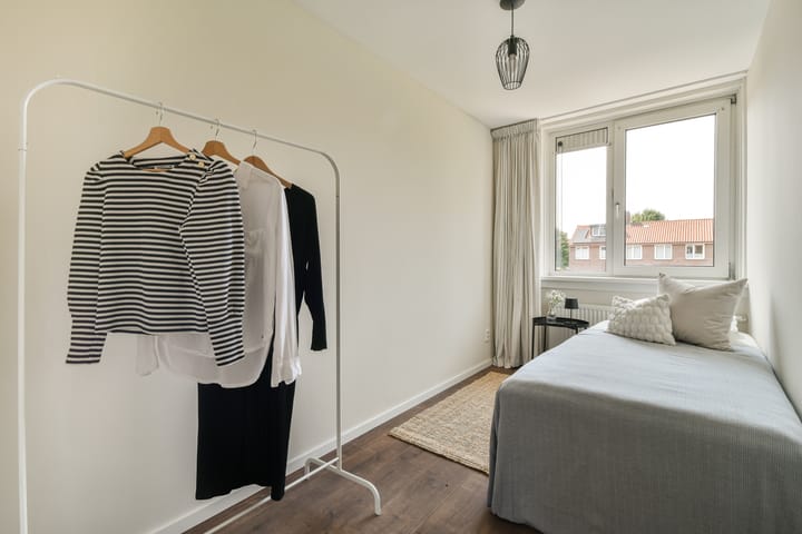 Foto 16 van Piet Wiedijkstraat 64