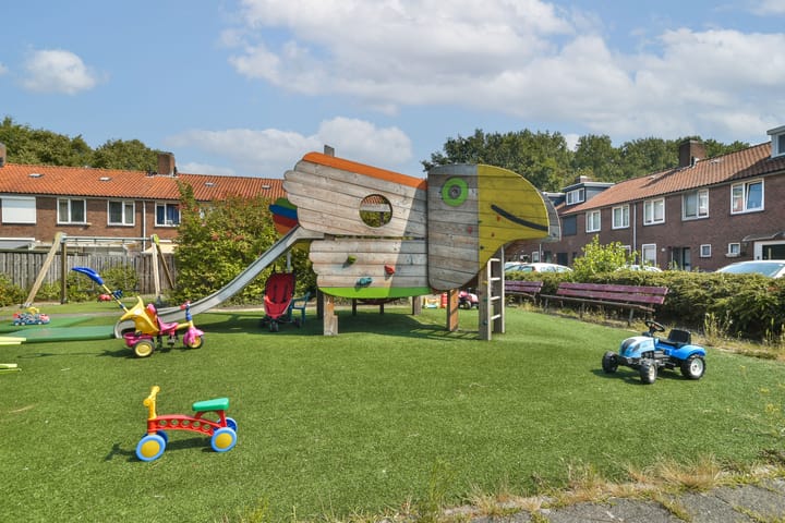 Foto 25 van Piet Wiedijkstraat 64