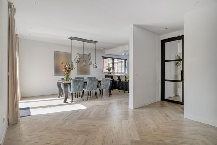 Photo 4 of Weteringlaan 9