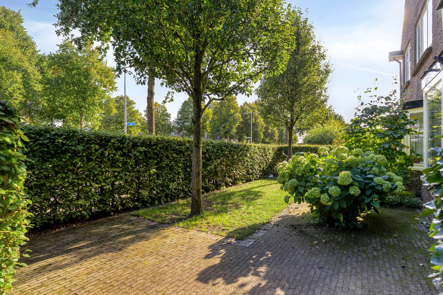 Photo 10 of Van Campenstraat 17