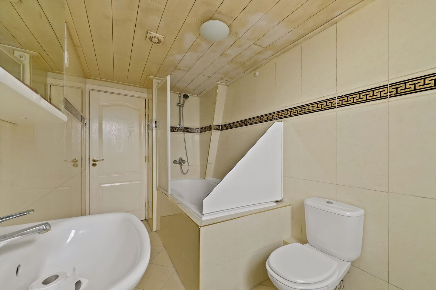 Photo 29 of Ternatestraat 78