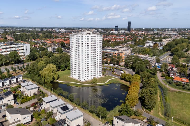 Foto 6 van Prins Clausplein 19