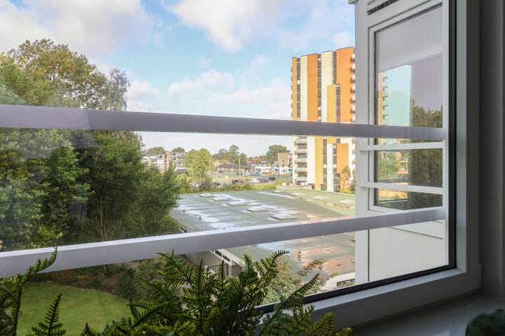 Foto 20 van Prins Clausplein 19