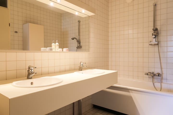 Foto 46 van Prins Clausplein 19