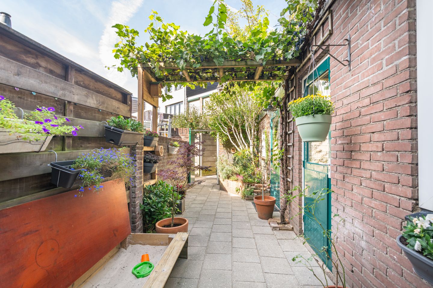 Photo 29 of Hoogstraat 76