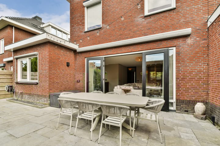 Foto 16 van Prins Bernhardstraat 11