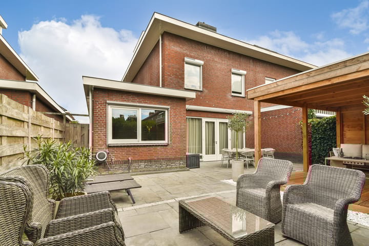 Foto 18 van Prins Bernhardstraat 11