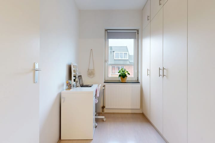 Photo 16 of Watertuinlaan 18