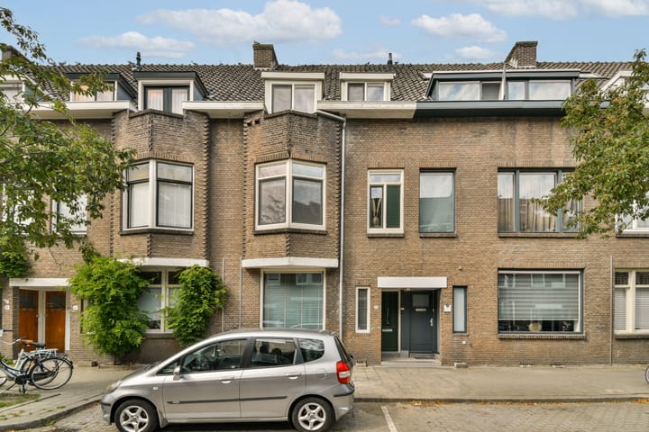 Photo 7 of Jan Willem Frisostraat 22-B