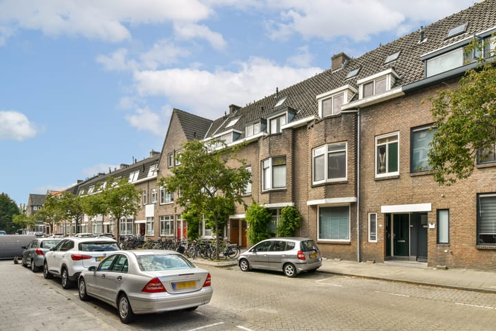 Photo 8 of Jan Willem Frisostraat 22-B