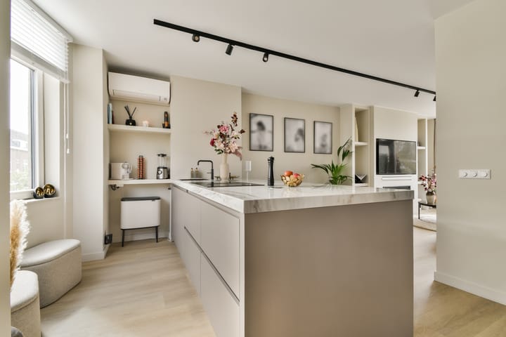 Photo 15 of Jan Willem Frisostraat 22-B