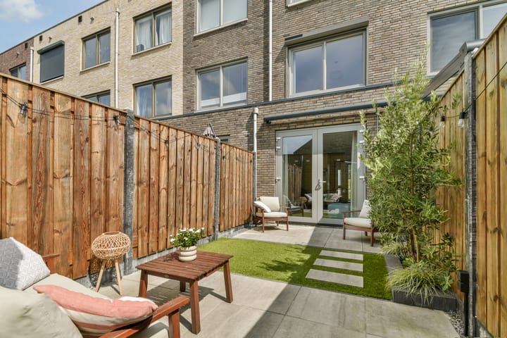 Foto 32 van Catharina Burierlaan 5