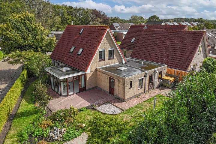 Foto 2 van Cornelis Westerveldstraat 2