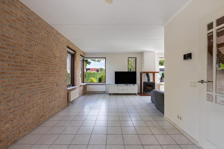 Foto 9 van Cornelis Westerveldstraat 2