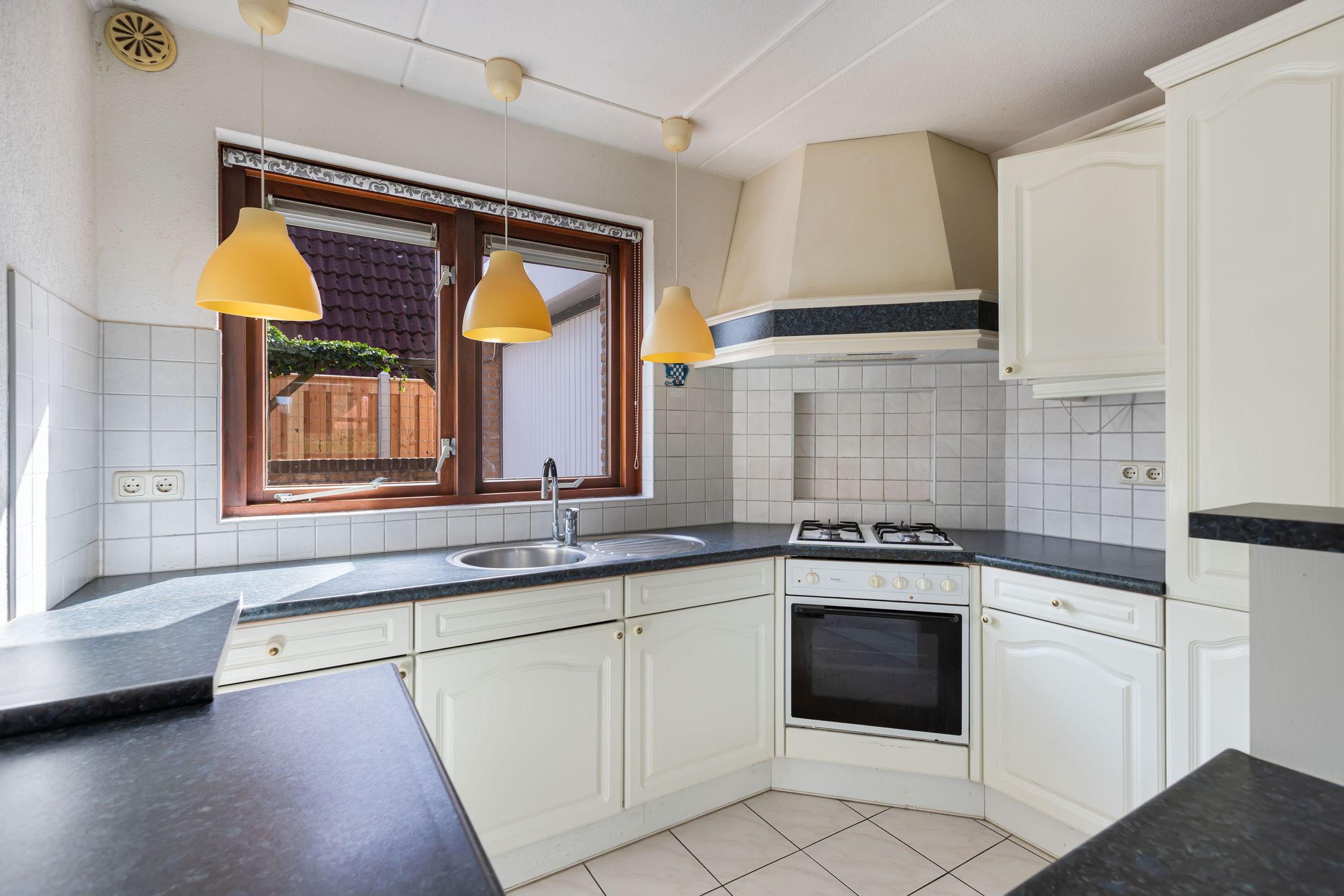 Foto 21 van Cornelis Westerveldstraat 2