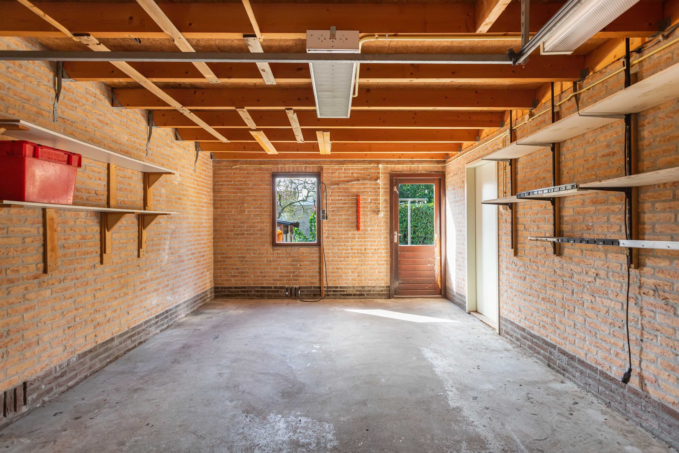 Foto 27 van Cornelis Westerveldstraat 2