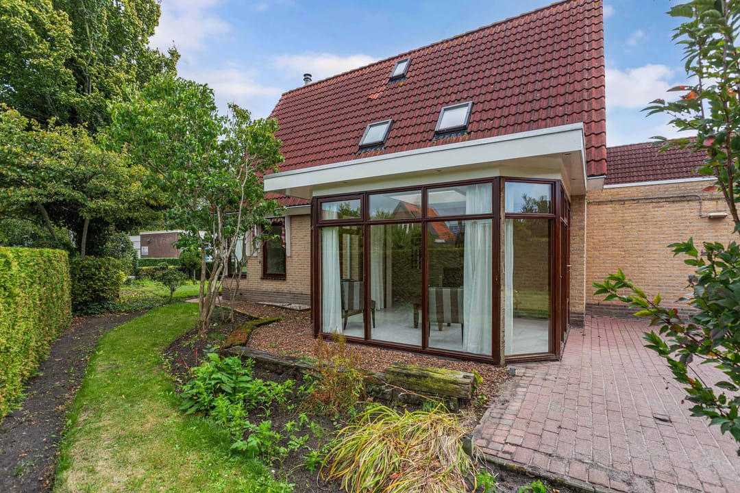 Foto 37 van Cornelis Westerveldstraat 2