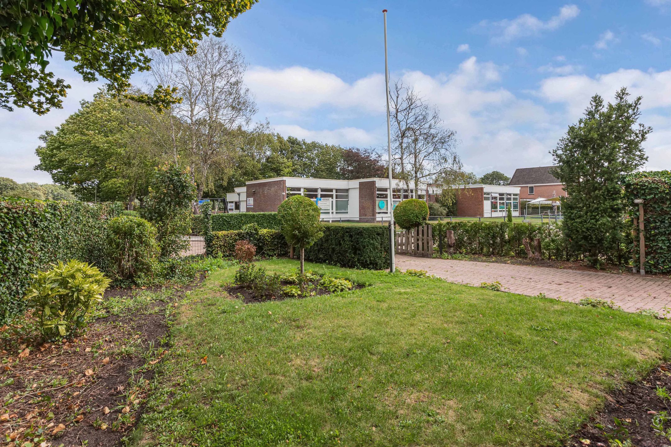 Foto 42 van Cornelis Westerveldstraat 2