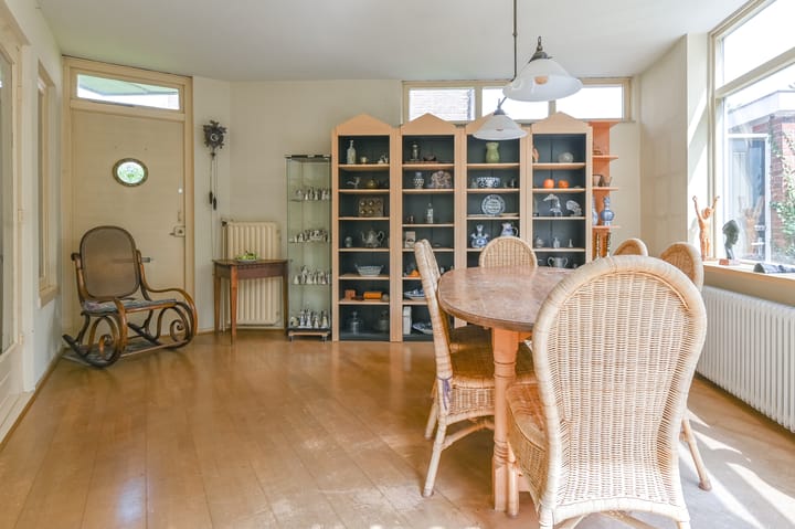 Foto 16 van Paramaribostraat 6