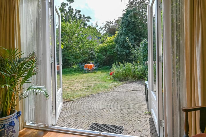 Foto 39 van Paramaribostraat 6