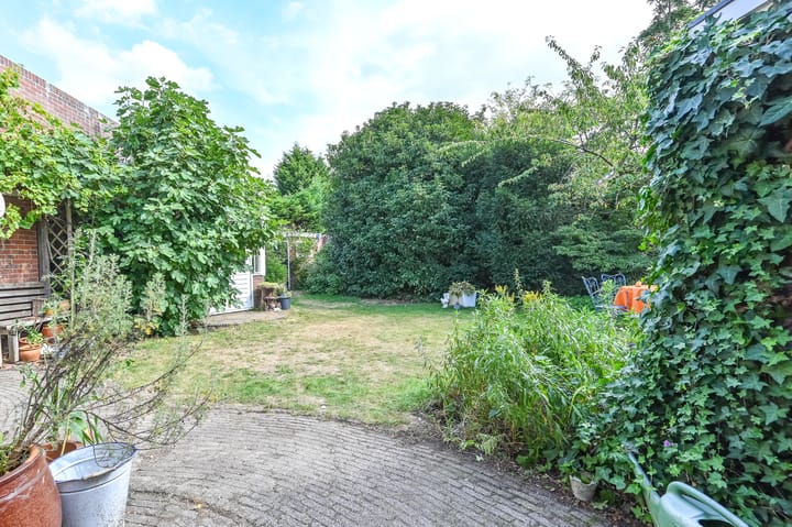 Foto 42 van Paramaribostraat 6