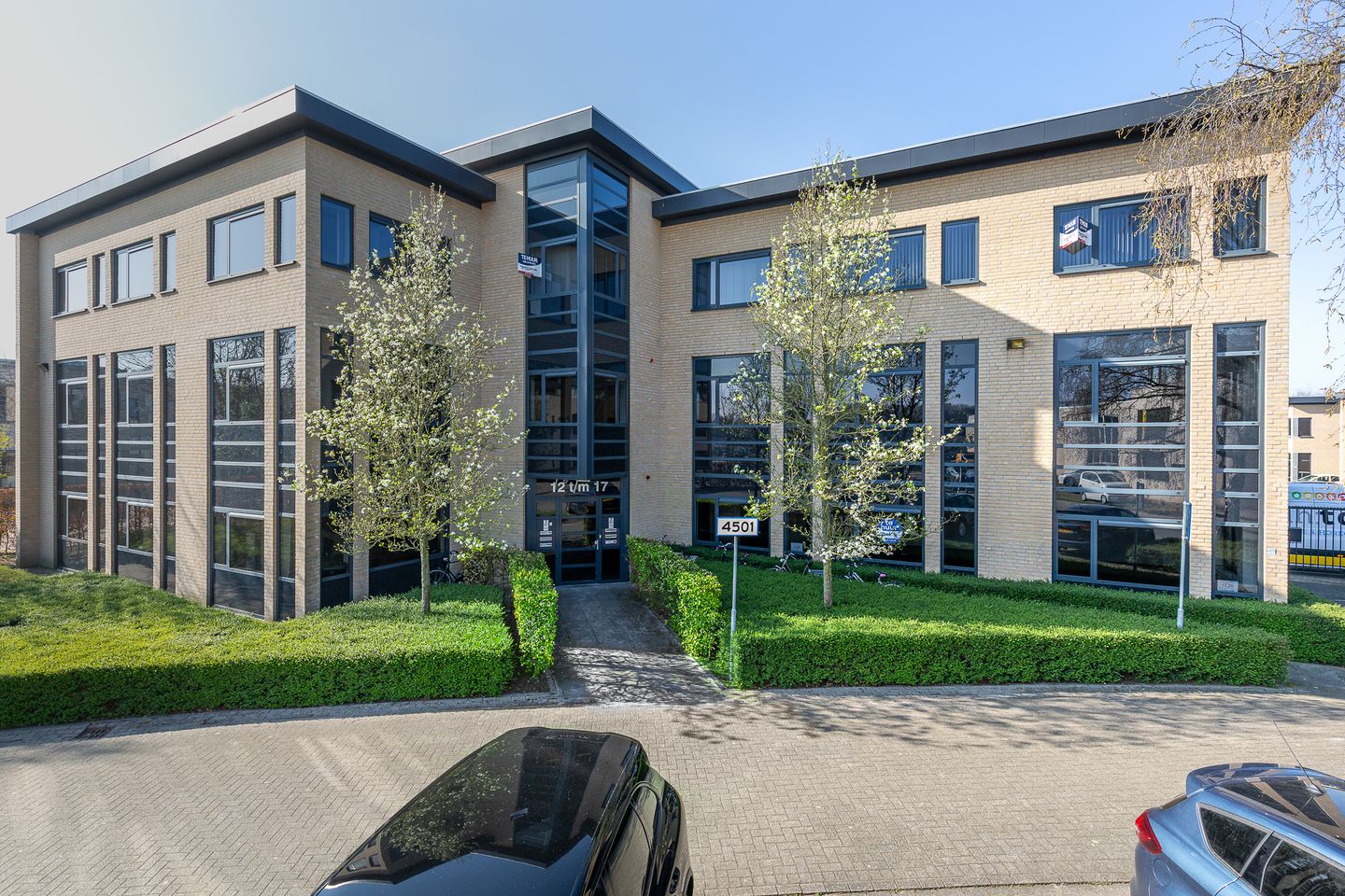 Bekijk foto 3 van Verdunplein 12