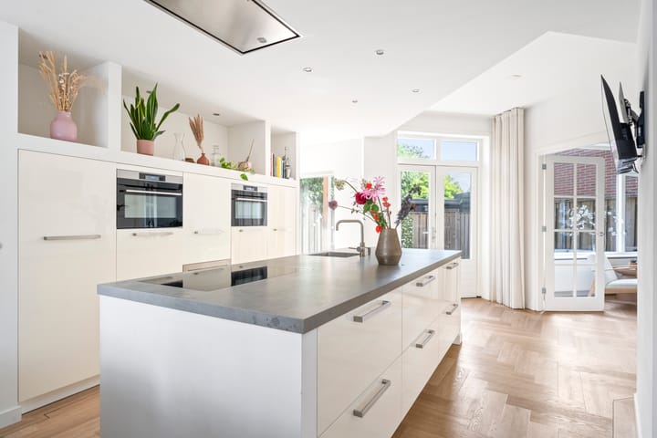 Photo 22 of Jacob van Campenstraat 8