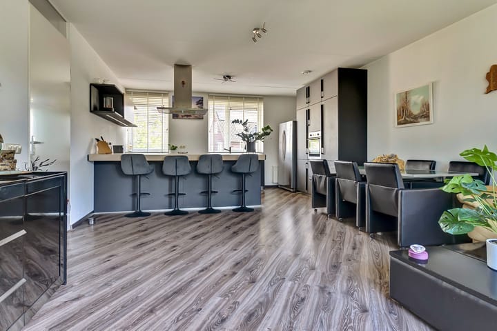 Foto 10 van Watersnipweide 70