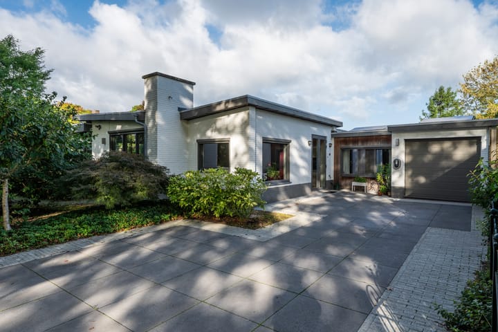 Foto 1 van Bernhardstraat 2