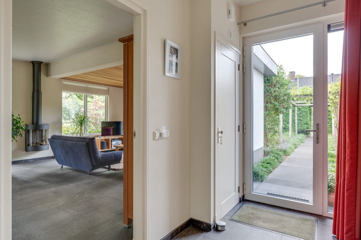 Foto 3 van Bernhardstraat 2