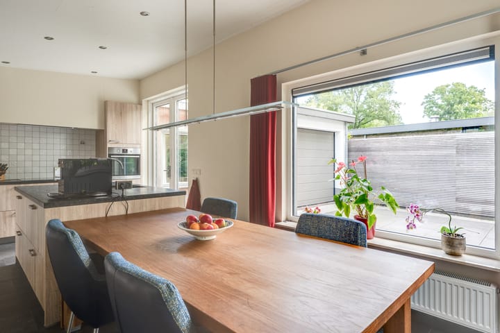 Foto 14 van Bernhardstraat 2