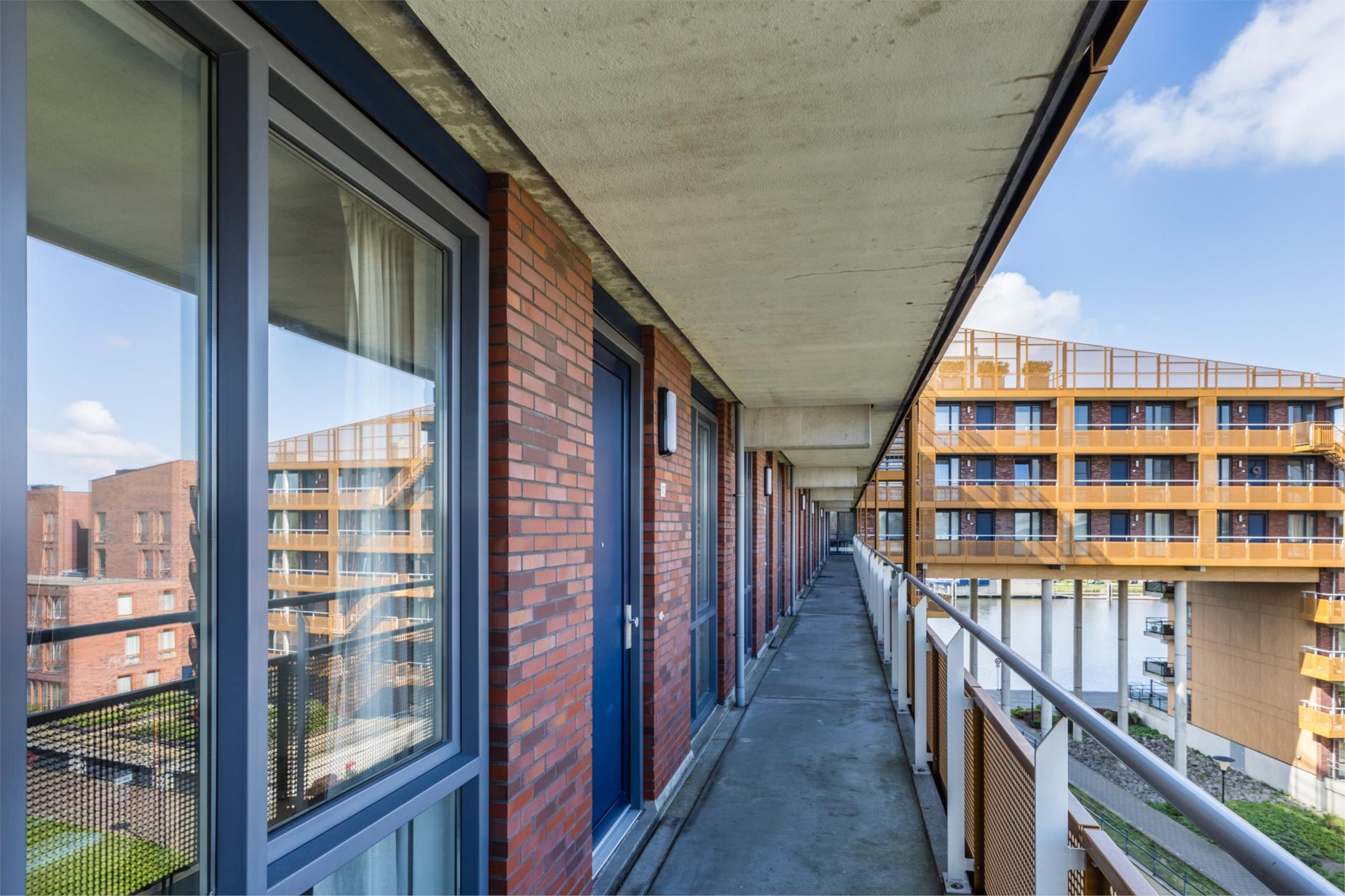 Foto 6 van Conradwerf 107