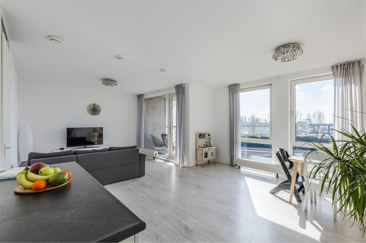 Foto 12 van Conradwerf 107