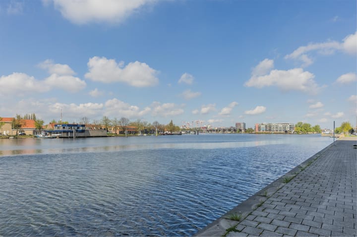 Foto 42 van Conradwerf 107